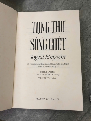 TẠNG THƯ SỐNG CHẾT - Sogyal Rinpoche