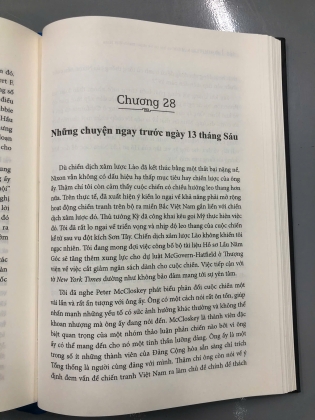 HỒ SƠ MẬT LẦU NĂM GÓC VÀ HỒI ỨC VỀ CHIẾN TRANH VIỆT NAM - DANIEL ELLSBERG