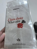 CHÂN DUNG NHÀ VĂN - XUÂN SÁCH