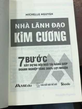 NHÀ LÃNH ĐẠO KIM CƯƠNG - MICHELLE NGUYEN