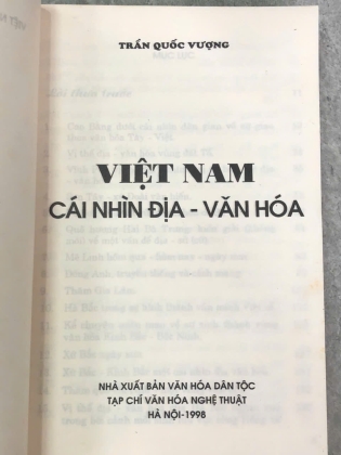 VIỆT NAM CÁI NHÌN ĐỊA - VĂN HOÁ  (TRẦN QUỐC VƯỢNG)