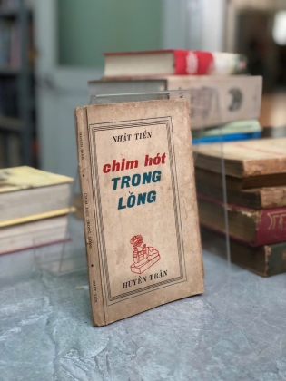 CHIM HÓT TRONG LỒNG - NHẬT TIẾN