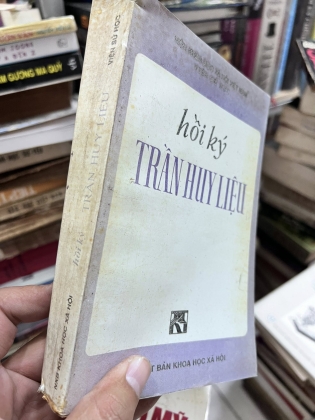 HỒI KÝ TRẦN HUY LIỆU