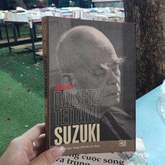 TƯỞNG NIỆM DAISETZ TEITARO SUZUKI