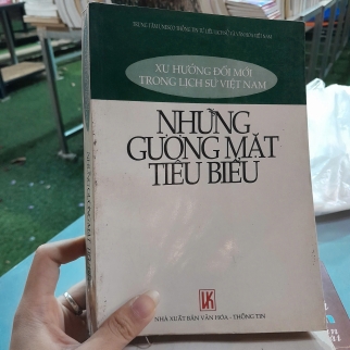 XU HƯỚNG ĐỔI MỚI TRONG LỊCH SỬ VIỆT NAM NHỮNG GƯƠNG MẶT TIÊU BIỂU