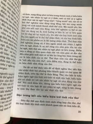 TÌM HOA QUÁ BƯỚC (TIỂU LUẬN PHÊ BÌNH) - HOÀI ANH