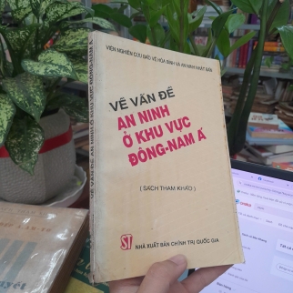 VẤN ĐỀ AN NINH Ở KHU VỰC ĐÔNG NAM Á