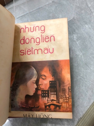 NHỮNG ĐỒNG TIỀN SIẾT MÁU - LÊ VĂN TRƯƠNG
