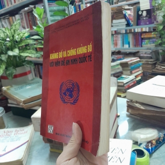 KHỦNG BỐ VÀ CHỐNG KHỦNG BỐ VỚI VẤN ĐỀ AN NINH QUỐC TẾ