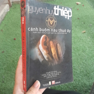CÁNH BUỒM NÂU THUỞ ẤY - NGUYỄN HUY THIỆP 