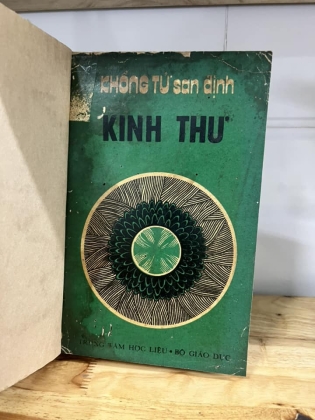 KINH THƯ - THẨM QUỲNH