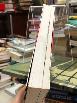 BẢN ĐỒ VÀ VÙNG ĐẤT - MICHEL HOUELLEBECQ