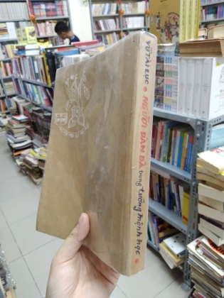 NGƯỜI ĐÀN BÀ TRONG TƯỚNG MỆNH HỌC - VŨ TÀI LỤC