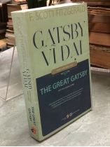 GATSBY VĨ ĐẠI (SONG NGỮ VIỆT ANH)