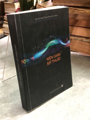 NIÊN GIÁM MỸ THUẬT