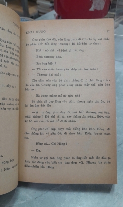 THOÁT LY (TIỂU THUYẾT) - KHÁI HƯNG