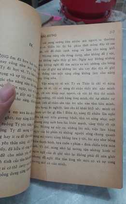 THOÁT LY (TIỂU THUYẾT) - KHÁI HƯNG