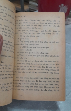 THOÁT LY (TIỂU THUYẾT) - KHÁI HƯNG