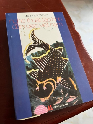 Nghệ thuật tạo hình dân gian Việt Nam - Huỳnh Hữu Uỷ
