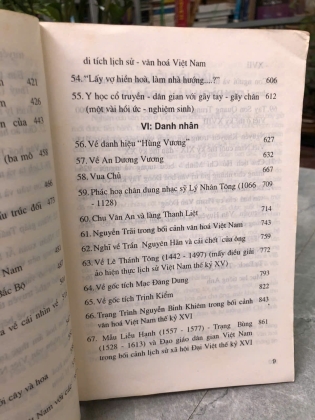 VĂN HÓA VIỆT NAM TÌM TÒI VÀ SUY NGẪM - TRẦN QUỐC VƯỢNG 