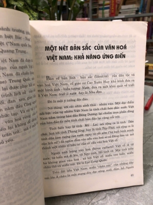 VĂN HÓA VIỆT NAM TÌM TÒI VÀ SUY NGẪM - TRẦN QUỐC VƯỢNG 