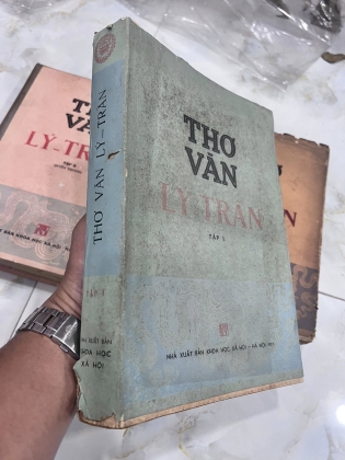 Thơ văn Lý Trần 