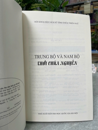 TRUNG BỘ VÀ NAM BỘ THỜI CHÚA NGUYỄN