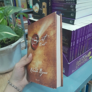 BÍ MẬT - RHONDA BYRNE
