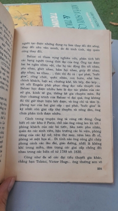ĐỜI NGHỆ SĨ - NGUYỄN HIẾN LÊ