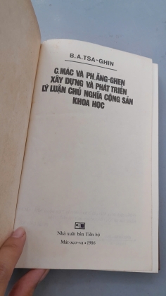 C.MÁC VÀ PH.ĂNG-GHEN XÂY DỰNG VÀ PHÁT TRIỂN LÝ LUẬN CHỦ NGHĨA CỘNG SẢN KHOA HỌC - B.A.TSA-GHIN