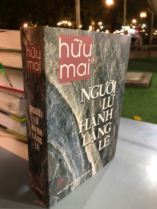 NGƯỜI LỮ HÀNH LẶNG LẼ 