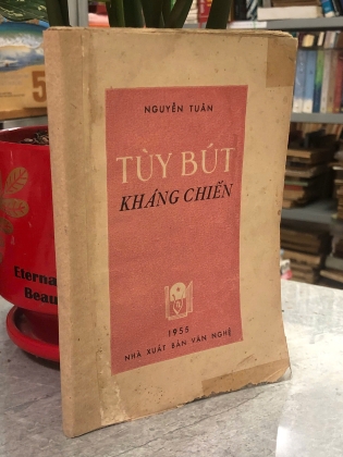 TUỲ BÚT KHÁNG CHIẾN - NGUYỄN TUÂN
