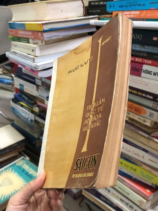 ĐỆ NHẤT TRIỂN LÃM QUỐC TẾ HỘI HOẠ ĐIÊU KHẮC TẠI SÀI GÒN NĂM 1962