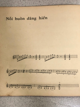 YÊU NHAU KHI CÒN THƠ - LÊ UYÊN PHƯƠNG