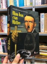 NỬA KIA CỦA HITLER