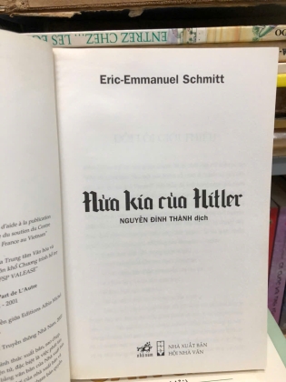 NỬA KIA CỦA HITLER