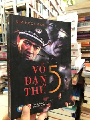 VỎ ĐẠN THỨ 5 - KIM NGOÃ ĐAO