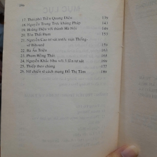 TINH THẦN TRỌNG NGHĨA ĐÔNG PHƯƠNG - TOAN ÁNH (Có chữ ký tác giả)