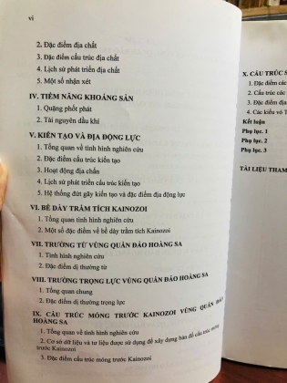 ĐỊA CHẤT VÀ ĐỊA VẬT LÝ VÙNG QUẦN ĐẢO HOÀNG SA VÀ TRƯỜNG SA - NGUYỄN THẾ TIỆP (Chủ biên)