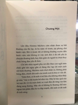 HẠNH NGỘ TRONG BÓNG TỐI - OTSUICHI
