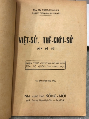 VIỆT SỬ THẾ GIỚI SỬ LỚP ĐỆ TỨ - TĂNG XUÂN AN