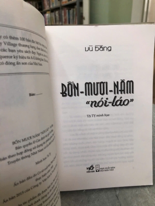 BỐN MƯƠI NĂM NÓI LÁO - VŨ BẰNG