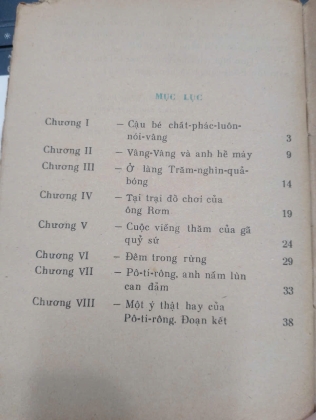 CHÚ NGƯỜI RỐI Ở XỨ SỞ ĐỒ CHƠI - Ê-NAI BLAY-TÊNH