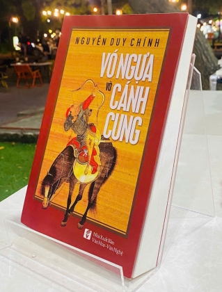 VÓ NGỰA VÀ CÁNH CUNG 