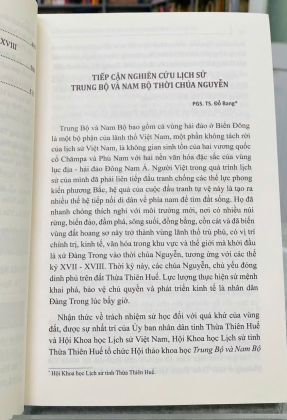TRUNG BỘ VÀ NAM BỘ THỜI CHÚA NGUYỄN 