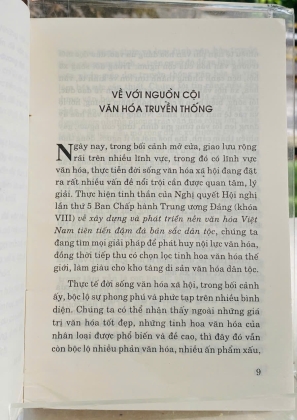 NHẬN DIỆN MẤY VẤN ĐỀ VĂN HÓA 