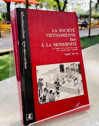 LA SOCIÉTÉ VIETNAMIENNE FACE À LA MODERNITÉ 