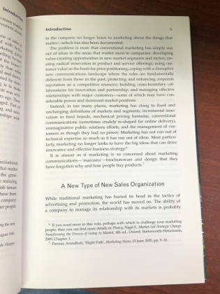 Strategic Customer Management: Strategizing the Sales Organization - Nigel F. Piercy, Nikala Lane.