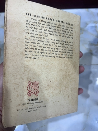 NHÀ GIÁO HỌ KHỔNG (BẢN ĐẶC BIỆT CÓ THỦ BÚT TÁC GIẢ) - NGUYỄN HIẾN LÊ