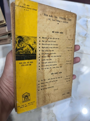 SĂN SÓC SỰ HỌC CỦA CON EM ( CÓ THỦ BÚT, CHỮ KÝ TÁC GIẢ) - NGUYỄN HIẾN LÊ